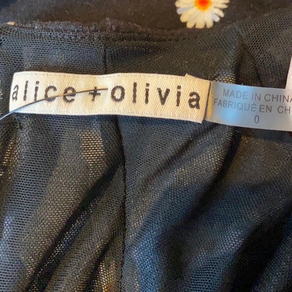 Alice + Olivia “Delora” Fitted Mock Neck Dress 0 - Picture 5 of 6